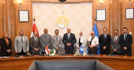 جامعة قناة السويس تجدد شهادتي الأيزو لـ6 جهات.. و9001 للمرة الثامنة على التوالي