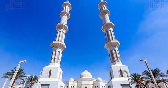 مسجد مصر الكبير تحفة معمارية من الطراز الفريد بالعاصمة الإدارية