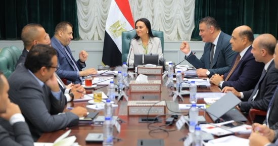 وزيرة التضامن تعلن إجراء قرعة حج الجمعيات الأهلية إلكترونيا 15سبتمبر.. اختيار 12 ألف من 66 ألف تقدموا للحصول على تأشيرات الحج لعام 2027.. وإبلاغ المديريات بأسماء الفائزين وهذه أهم ضوابط حج 2027