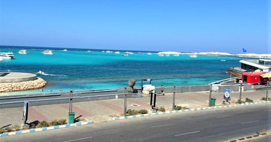 انتعاش حركة السياحة فى مطروح رغم اقتراب الدراسة