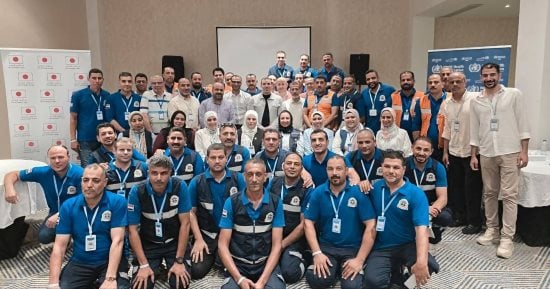 رئيس هيئة الإسعاف يتفقد بورسعيد والإسماعيلية ويهنئ الأطقم بزيادة الأجور