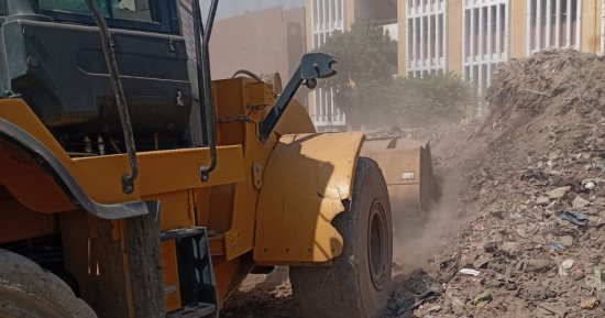محافظ سوهاج يوجه برفع القمامة بمحيط مدارس جرجا حفاظا على صحة الطلاب