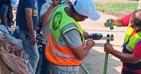تنفيذ خط مياه بطول 650 مترًا لخدمة قرية المصفى بفاقوس
