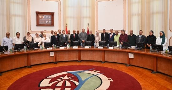جامعة الفيوم تستعد للعام الجامعي الجديد.. رئيس الجامعة: انتهاء أعمال صيانة المدن الجامعية.. ونضع الطالب في قلب منظومة التطوير.. ويؤكد:تطوير البرامج الدراسية بما يتواكب مع احتياجات سوق العمل ووظائف المستقبل..صور