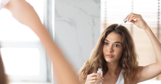 هل طريقة نومك تضر شعرك؟.. 6 عادات ليلية نمارسها دون أن ننتبه