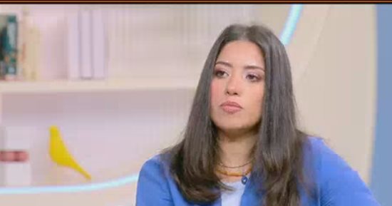الفنانة التشكيلية رنا عجم عن والدتها الراحلة: ملامحها تظهر فى أعمالى دون قصد