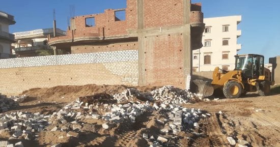 إزالة 25 حالة تعدٍ على الأراضى الزراعية وأملاك الدولة بالبحيرة