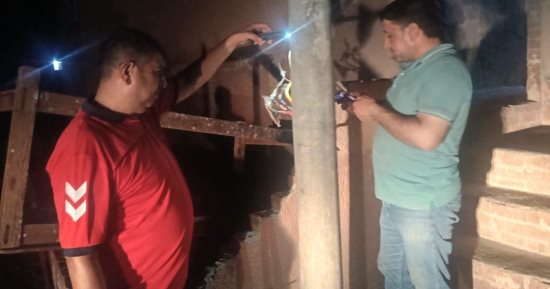 صيانة أعمدة الإنارة بحي الزهراء ورفع كفاءة الإضاءة بمحيط مدارس طور سيناء