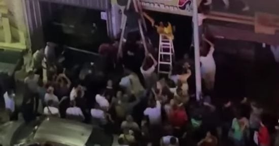 السيطرة على حريق بمحل تجاري في العجمي بالإسكندرية