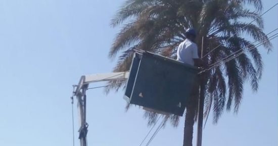 محافظ سوهاج: إنهاء أزمة الأسلاك المتهالكة ببعض أعمدة إنارة "قروي الكولة" بأخميم