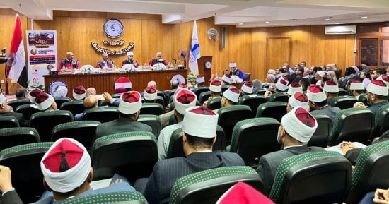 بحضور رئيس الجامعة.. وزير الأوقاف يناقش رسالة دكتوراه بكلية الآداب بكفر الشيخ