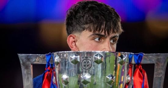 ‏مارك بيرنال يجدد عقده مع برشلونة حتى 2031