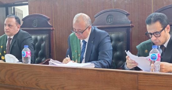 المشدد 15 سنة لمتهم بتهديد فتاة على "واتس آب" فى سوهاج