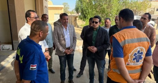 نائب محافظ الفيوم يتفقد مشروعات "حياة كريمة" ويعقد لقاء لخدمة المواطنين بقرية قوتة