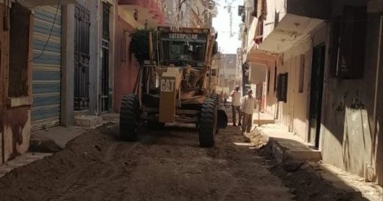 محافظ الشرقية يتابع بدء تطوير ورفع كفاءة الشوارع الداخلية بالحسينية