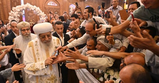 البابا تواضروس يترأس قداس الأحد بمطرانية ببا والفشن ويؤكد: المحبة هي أعظم الفضائل