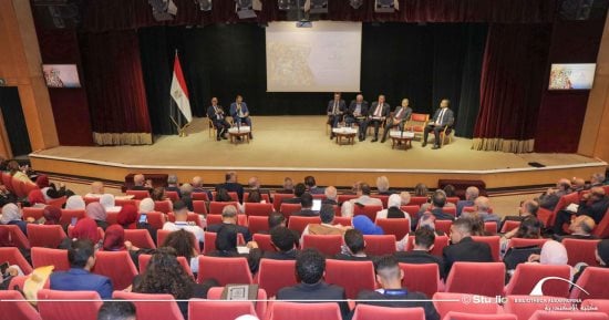 الأوراق البحثية والجلسات النقاشية تساهم فى إثراء مؤتمر الهوية الوطنية.. تحذيرات من حركات "الأفروسنتريك" وإهمال اللغة العربية.. نائب رئيس الوزراء: الضغوط الاقتصادية أظهرت قوة الهوية المصرية
