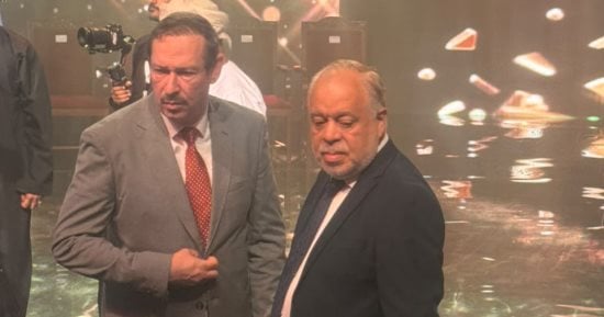 بحضور أشرف زكي وروجينا والشيوي وجلال.. انطلاق ختام مهرجان ظفار المسرحي