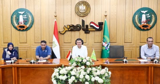 سكرتير عام المنوفية يتابع منظومة العمل ونسب الأداء بملفات التصالح وتراخيص المحال