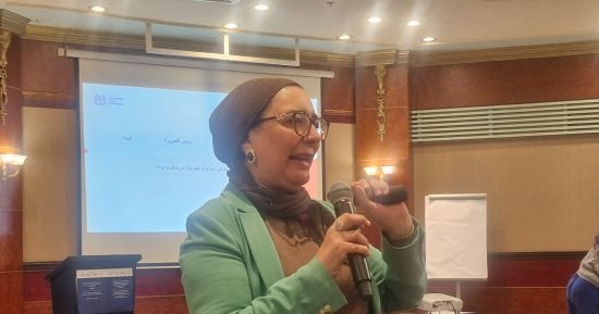 العمل الدولية تحذر من "هلوسة" الذكاء الاصطناعي: قد يقدم أرقاما غير صحيحة