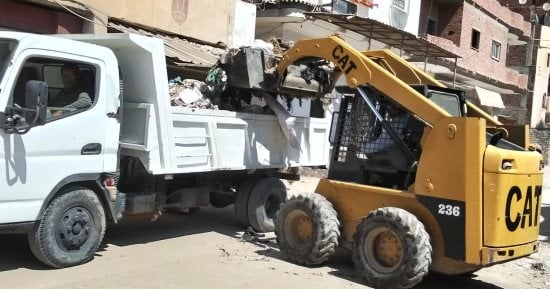 محافظ الإسماعيلية يتابع جهود حى أول فى رفع 1033 طن مخلفات خلال أسبوع