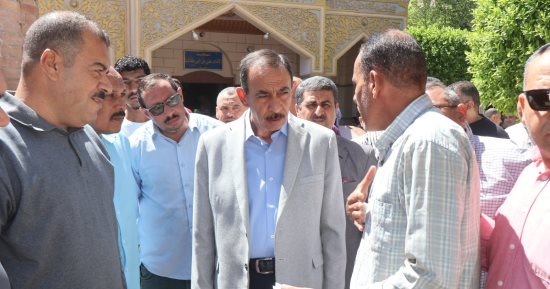 محافظ سوهاج يستمع إلى مطالب المواطنين واحتياجاتهم