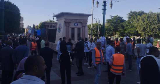طفل يبدع فى أغنية «يا صلاة الزين» باحتفالات اليوم العالمى للسياحة بالمنيا.. فيديو