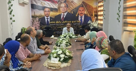 حى الهرم يبحث تسريع إجراءات التصالح.. تنظيم العمل بالمركز التكنولوجي 