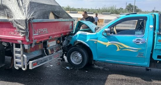 تصادم 3 سيارات على طريق إسكندرية الصحراوى بسبب بقعة زيت وإصابة شخص
