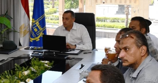 استكمال خط منطقة الكرور بأسوان ضمن حياة كريمة.. اعرف التفاصيل