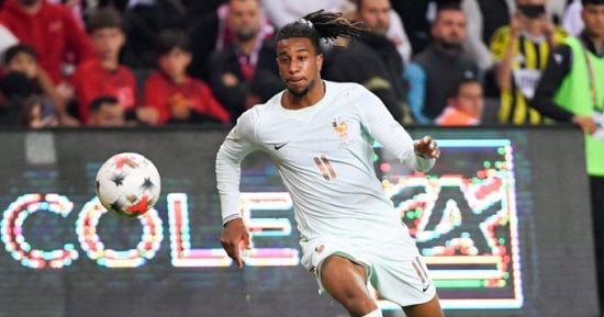 مايكل أوليس يعادل رقم كوبا التاريخي مع منتخب فرنسا.. فيديو 