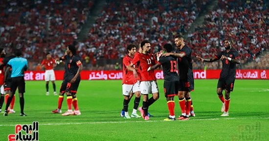 منتخب مصر يواصل الضغط لهز شباك أنجولا.. والتعادل السلبى سيد الموقف بعد 75 دقيقة.. صور - اليوم السابع