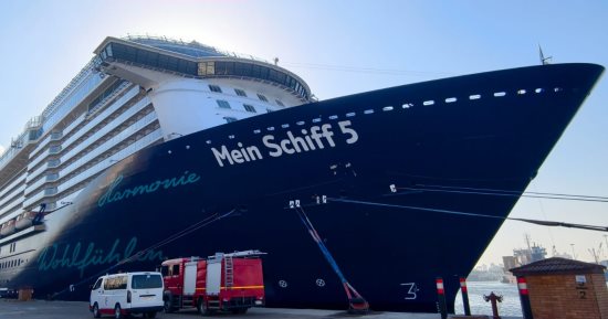 ميناء الإسكندرية يستقبل السفينة السياحية «MEIN SCHIFF 5»