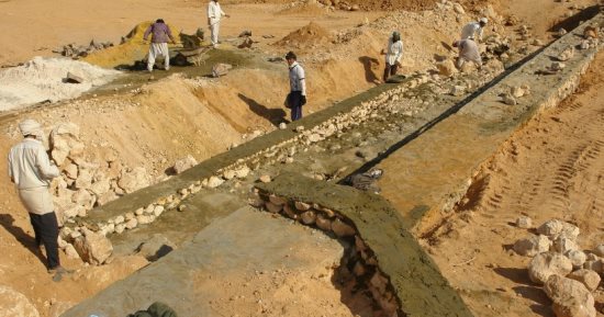 مشروعات حصاد الأمطار بمطروح تزيد الرقعة الزراعية وتنمية الوديان.. صور