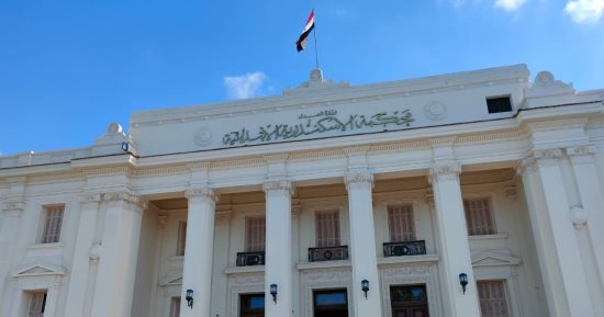 جنايات الإسكندرية تحاكم عاطلا بتهمة قتل طليقته والشروع فى قتل والديها