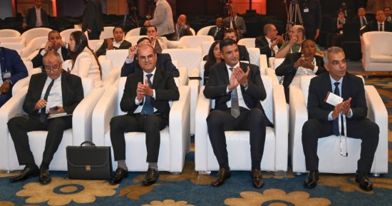 وزير الصناعة: تطوير سلاسل قيمة متكاملة لقطاع التعدين وربط الاستخراج بالتصنيع