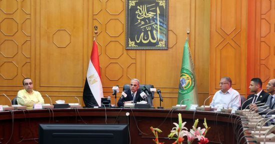 محافظ الإسماعيلية: الإسماعيلي يحظى بمكانة خاصة لدى القيادة السياسية 