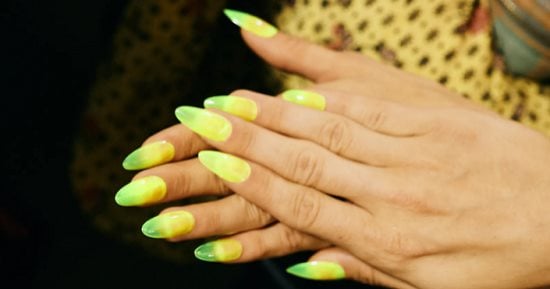 من غير fake nails.. حيلة إيطالية تجعل الأظافر القصيرة تبدو أطول