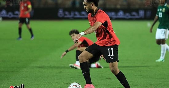 منتخب مصر يفتش عن الهدف الأول أمام جنوب أفريقيا بعد 15 دقيقة (0 - 0)