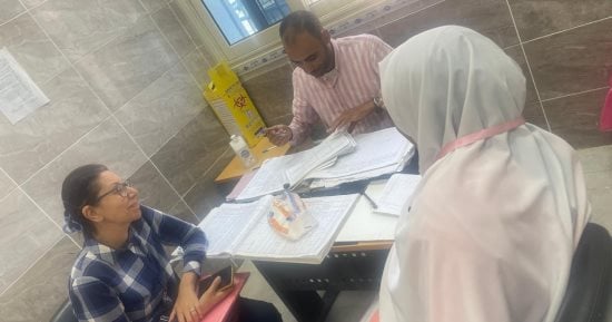 صحة سوهاج: لجنة المعايشة تكثف جولاتها الميدانية بمستشفى البلينا