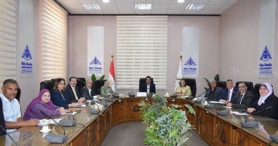  بدء الدراسة ببرامج الدرجة المزدوجة بمقر الجامعة ببنها والعبور