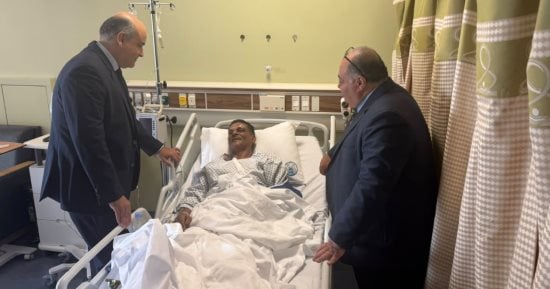 وزير الخارجية يوجه السفير والقنصل بالرياض لزيارة المصريين المصابين
