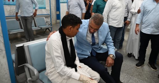 محافظ جنوب سيناء يتفقد مستشفى طابا المركزي ويتابع مستوى الخدمات الطبية