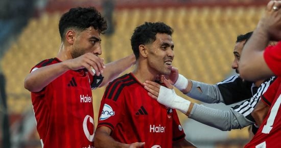 تألق توفيق محمد يفتح ملف الجبهة اليسرى.. فهل يتراجع عموتة بشتاء الأهلي؟ 