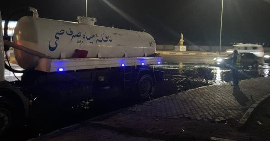 برق ورعد وأمطار تضرب الغردقة وانقطاع الكهرباء في بعض المناطق.. فيديو