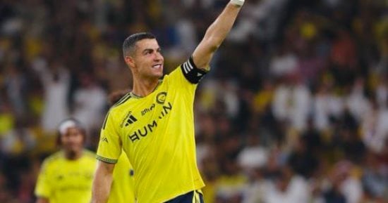 النصر ضد الدرعية.. العالمي يتفوق بثنائية رونالدو وكوستا في الشوط الأول