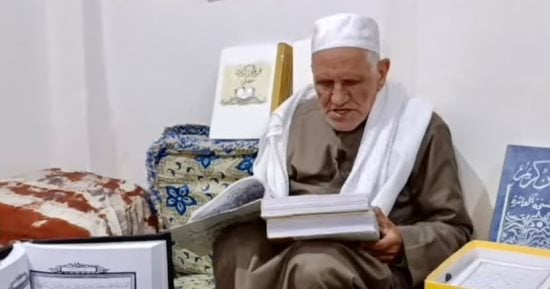 كتب المصحف بخط يده 11 مرة.. وفاة الحاج رضا محمد فى المنيا عن عمر يناهز 80 عاما