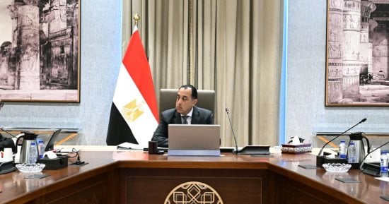 رئيس الوزراء يتابع مع وزير التخطيط والتنمية الاقتصادية أهم ملفات العمل