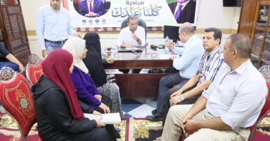 محافظ المنوفية يلتقى 15 مواطنا على مدار 7 ساعات متواصة بمركز الباجور 