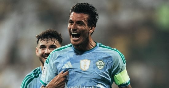 الوصل ضد الأهلى.. التعادل 1-1 يحسم الشوط الأول